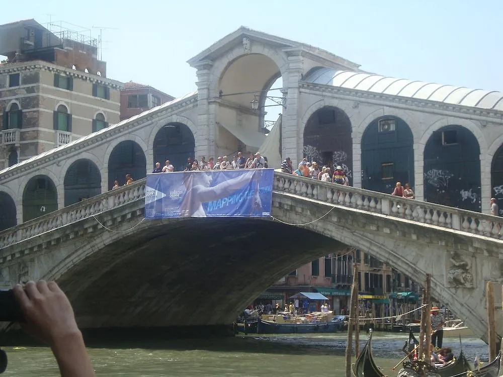 **  Atlantide Hotel Veneza Itália