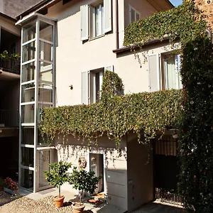 https://locanda-san-bernardo.it-lombardy.com