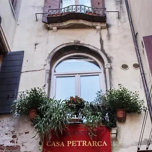 Casa Petrarca Венеция